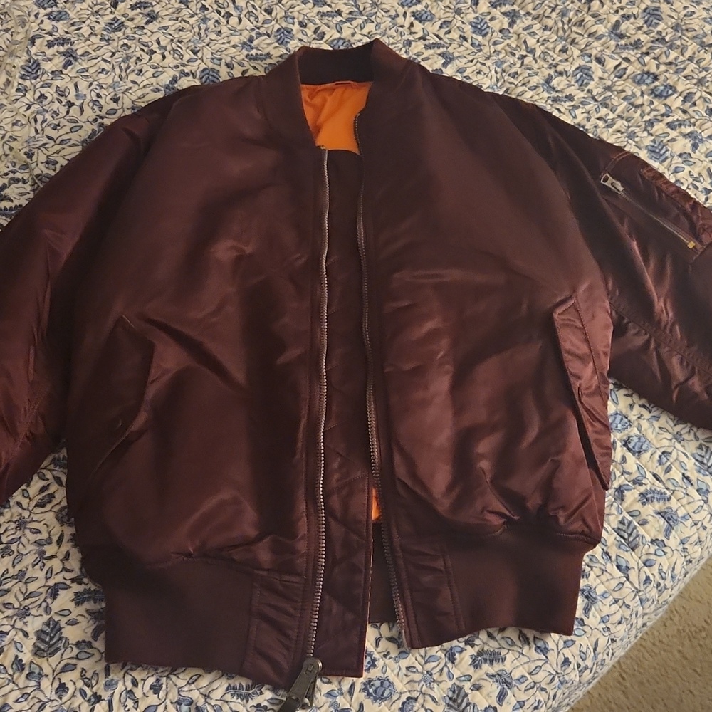 Alpha Industries MA-1 Maroon Bomber